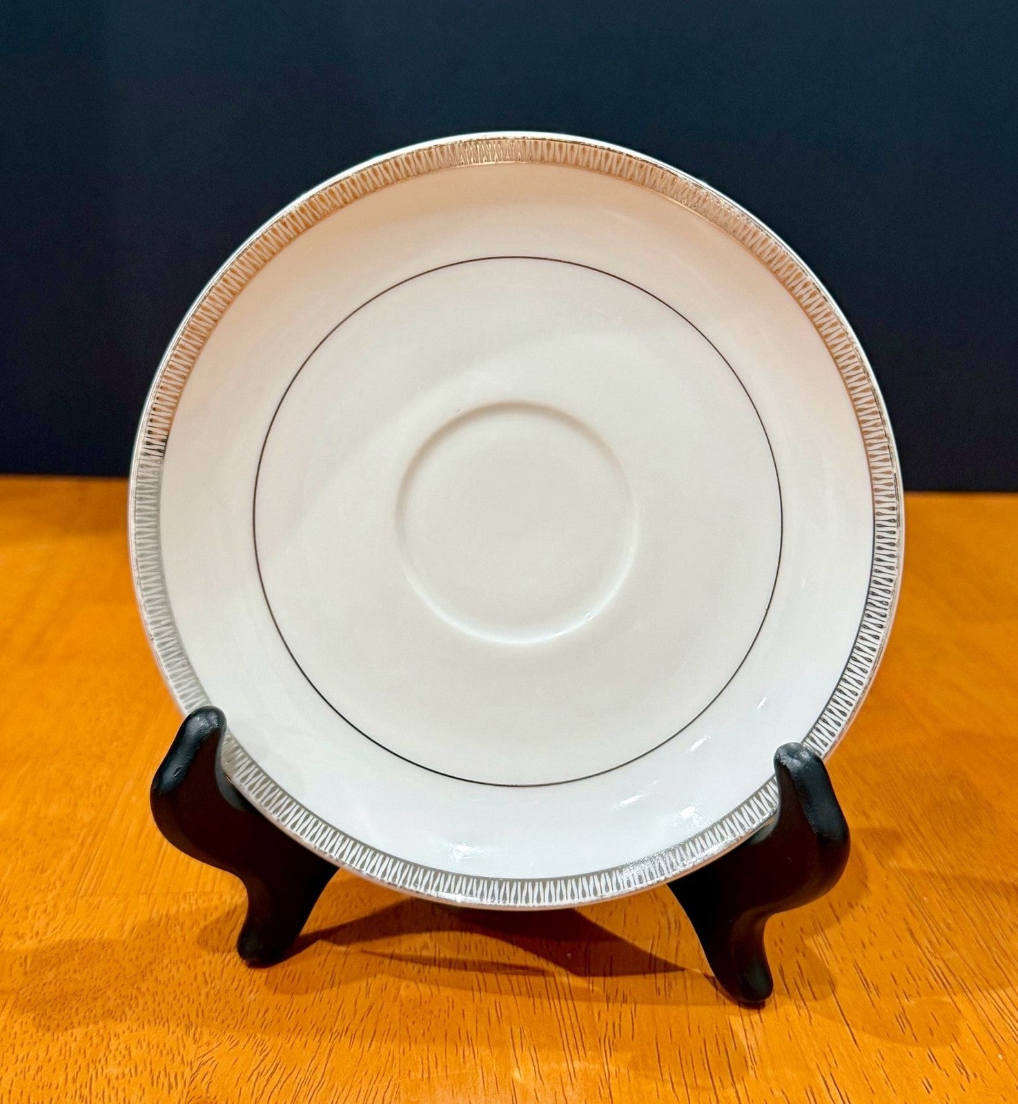 Vintage Mikasa Fine China Barclay Pattern 8258 Teacup Saucer