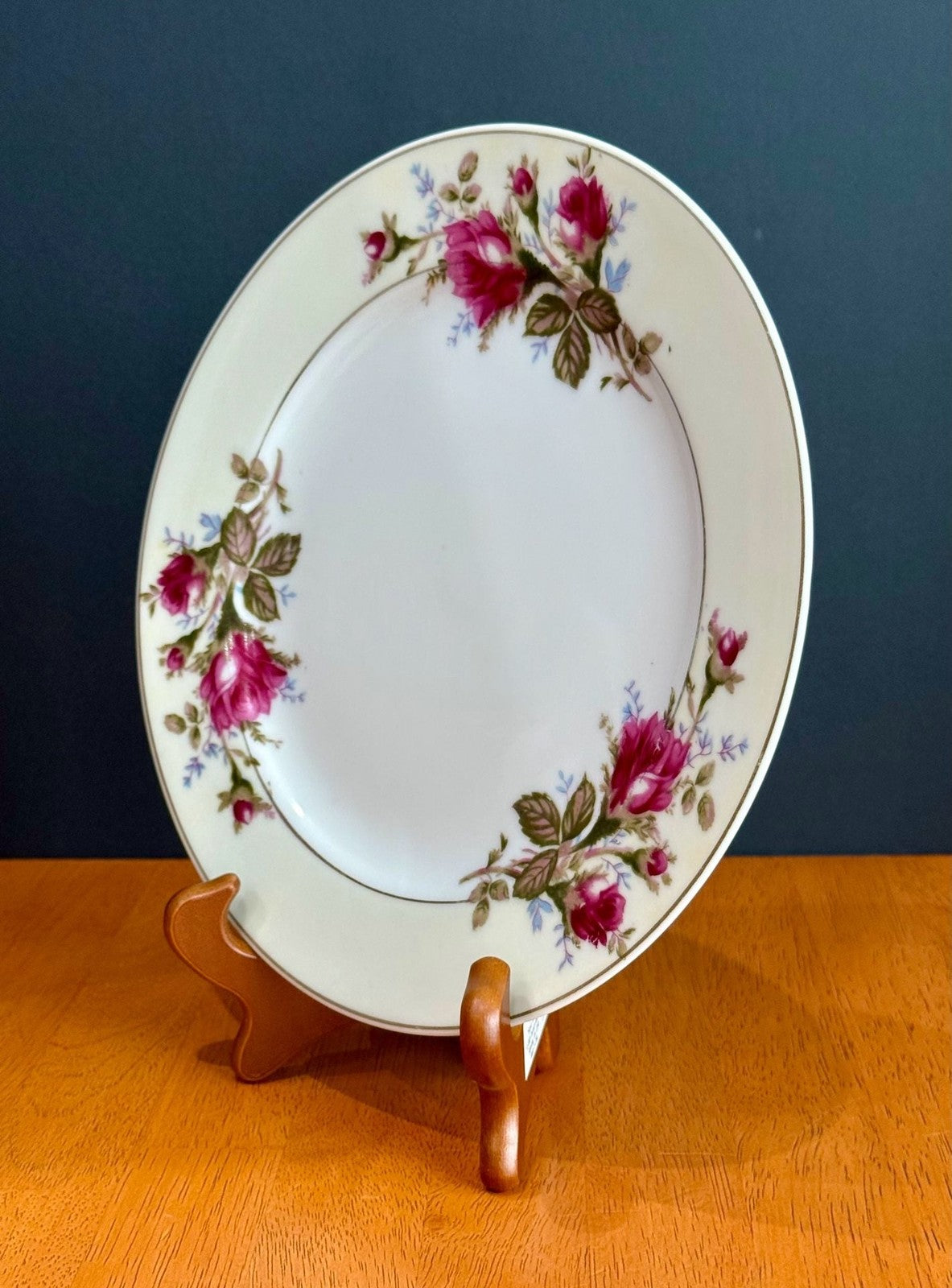 Vintage Moss Rose Fine China Luncheon Dinner Plate Made Japan Gold Rim