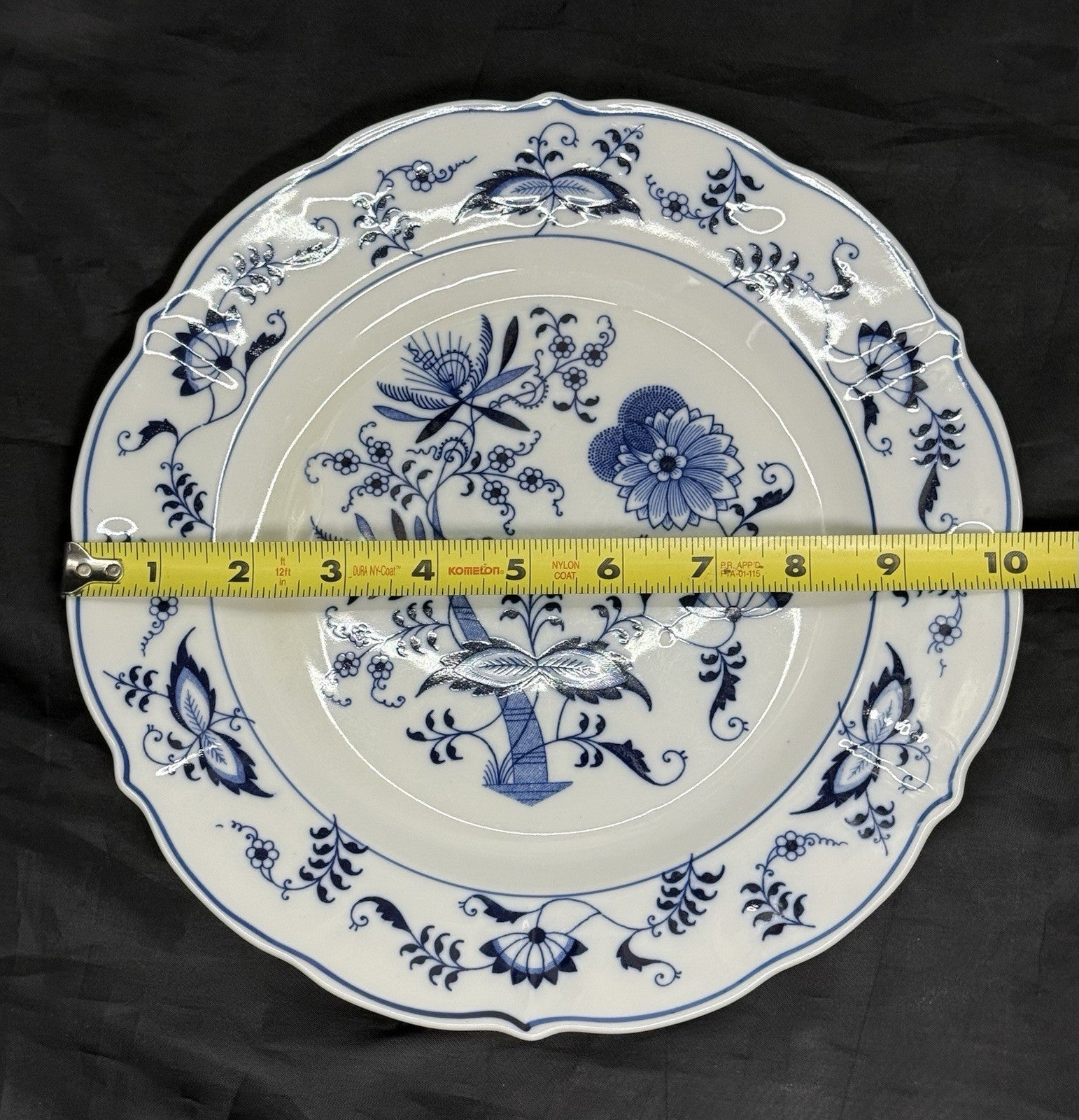 Vintage Blue Danube Blue Onion 10-1/4