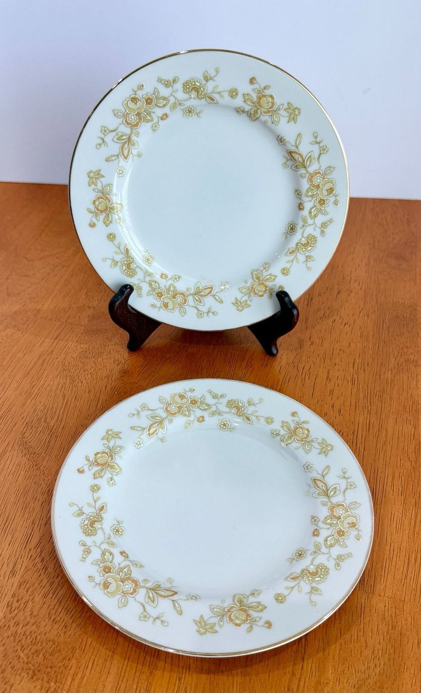 Vintage Set of 2 Majestic China Meredith 305 Bread and Butter Plates Japan Floral