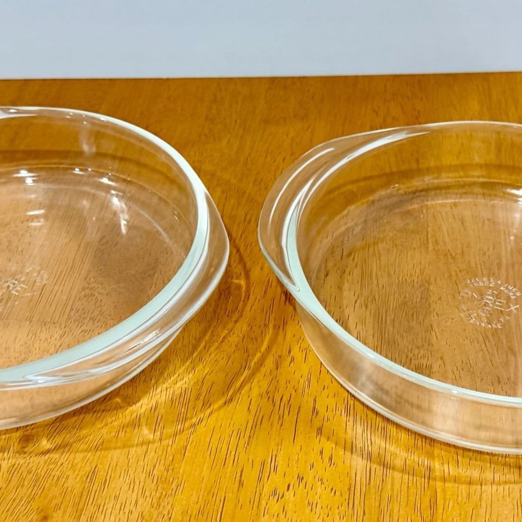 Vintage Pyrex 221 8 1/4 Inch Round Clear Glass Baking Dish Ovenware Set of 2