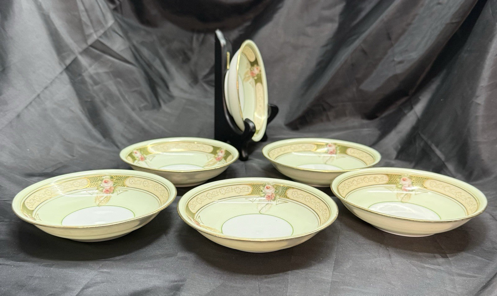 Antique Lot Of 6 Reinhold Schlegelmilch RS Germany Roses And Gold Dessert Bowls
