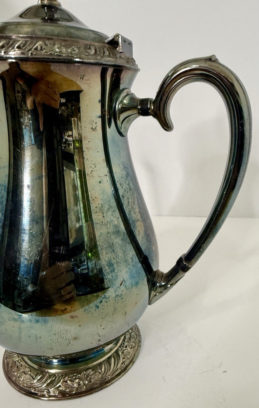 Vintage Henley Oneida Community LTD Silverplate Coffee Pot Queen Bess II