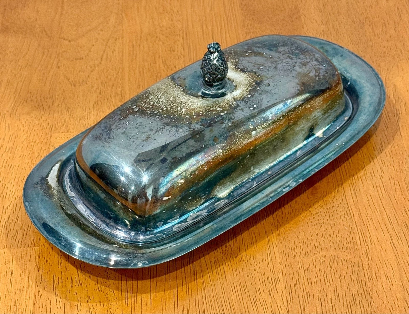 Vintage Wm Rogers Silverplate Butter Dish with Pineapple Finial