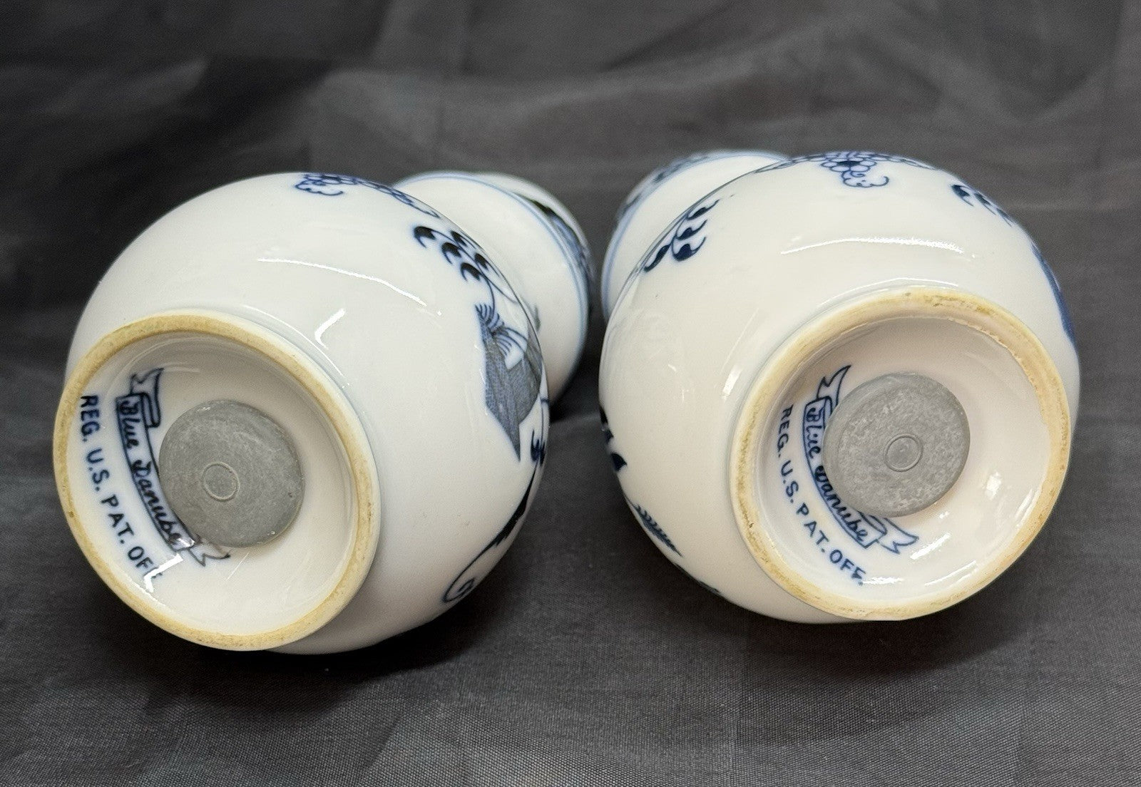 Vintage Blue Danube Floral Blue Onion Pattern Salt & Pepper Shaker Set Japan
