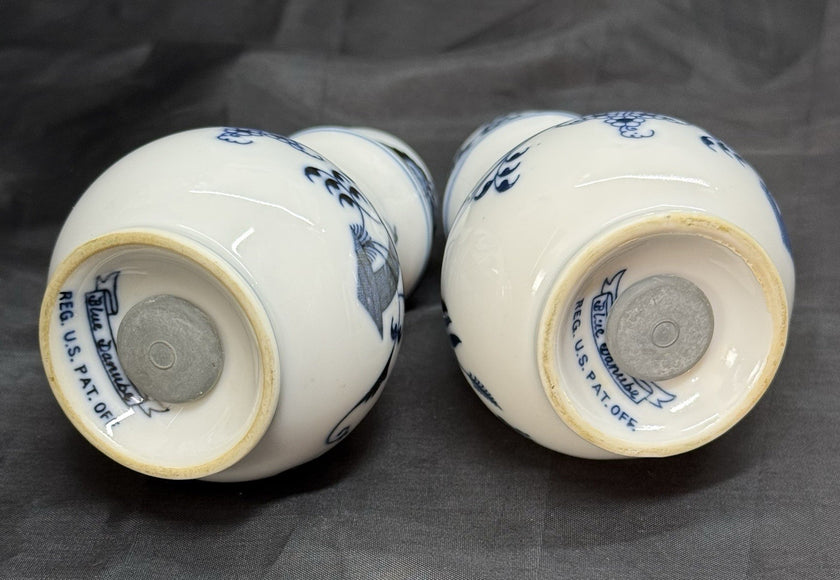 Vintage Blue Danube Floral Blue Onion Pattern Salt & Pepper Shaker Set Japan