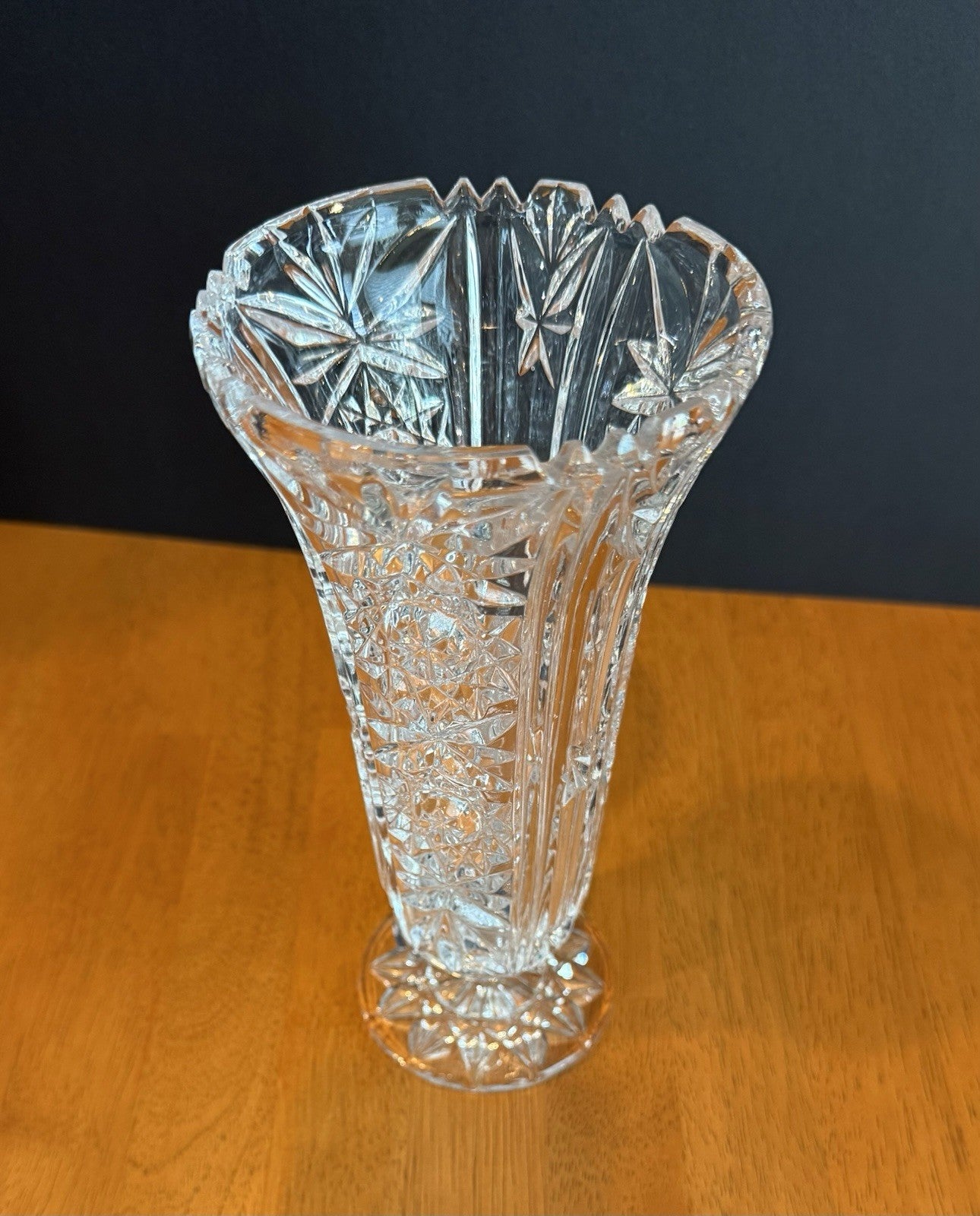 Vintage West Germany 24% Lead Crystal Hobstar Starburst Medallion Vase 8.5