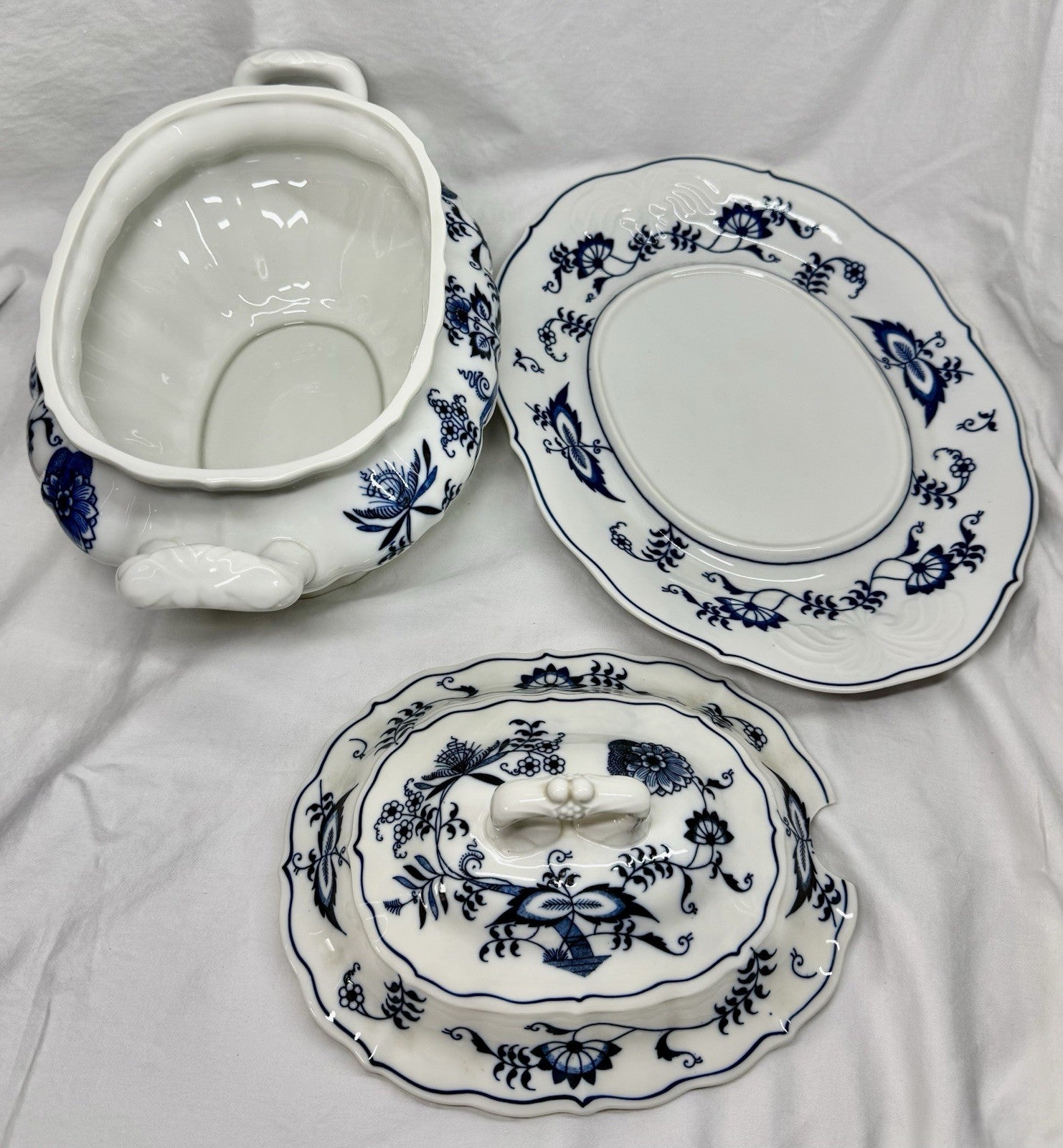 Vintage Blue Danube Oval Soup Tureen with Lid & Underplate Blue Onion Pattern