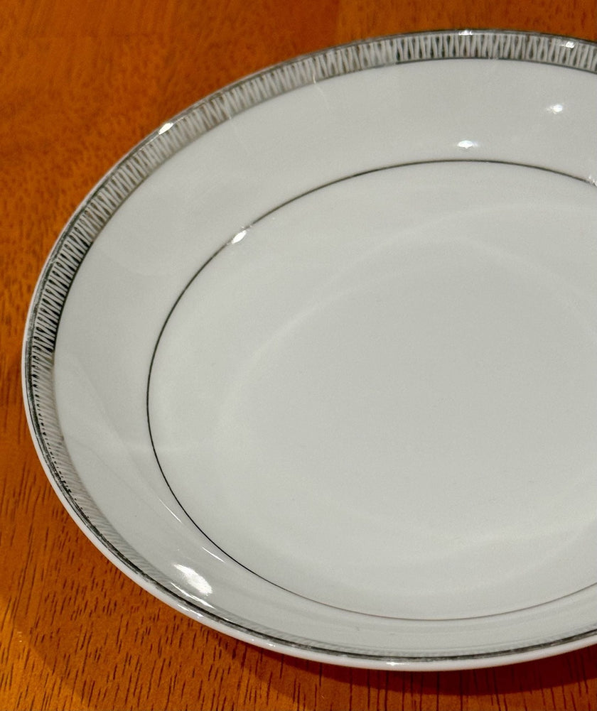 Vintage Mikasa Barclay Pattern 6-inch Coupe Dessert Bowl Fine China