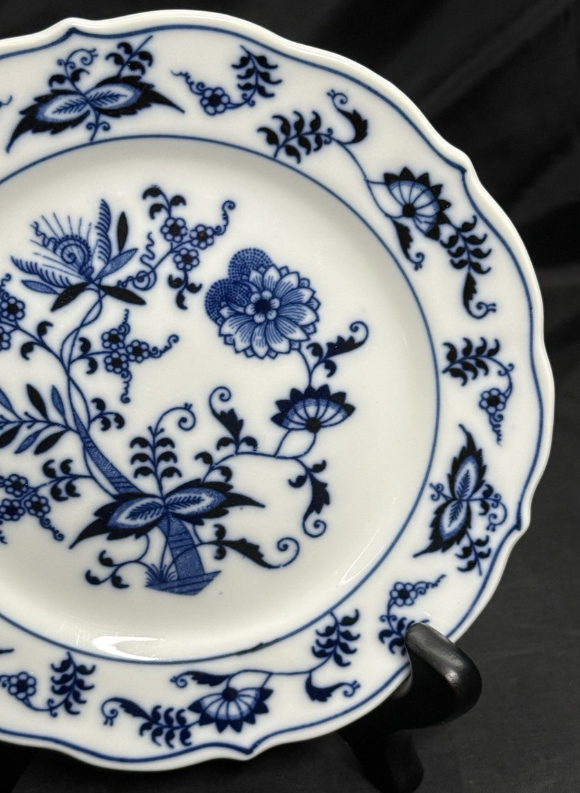 Vintage Blue Danube Blue Onion Bread & Butter Plate 6 3/4