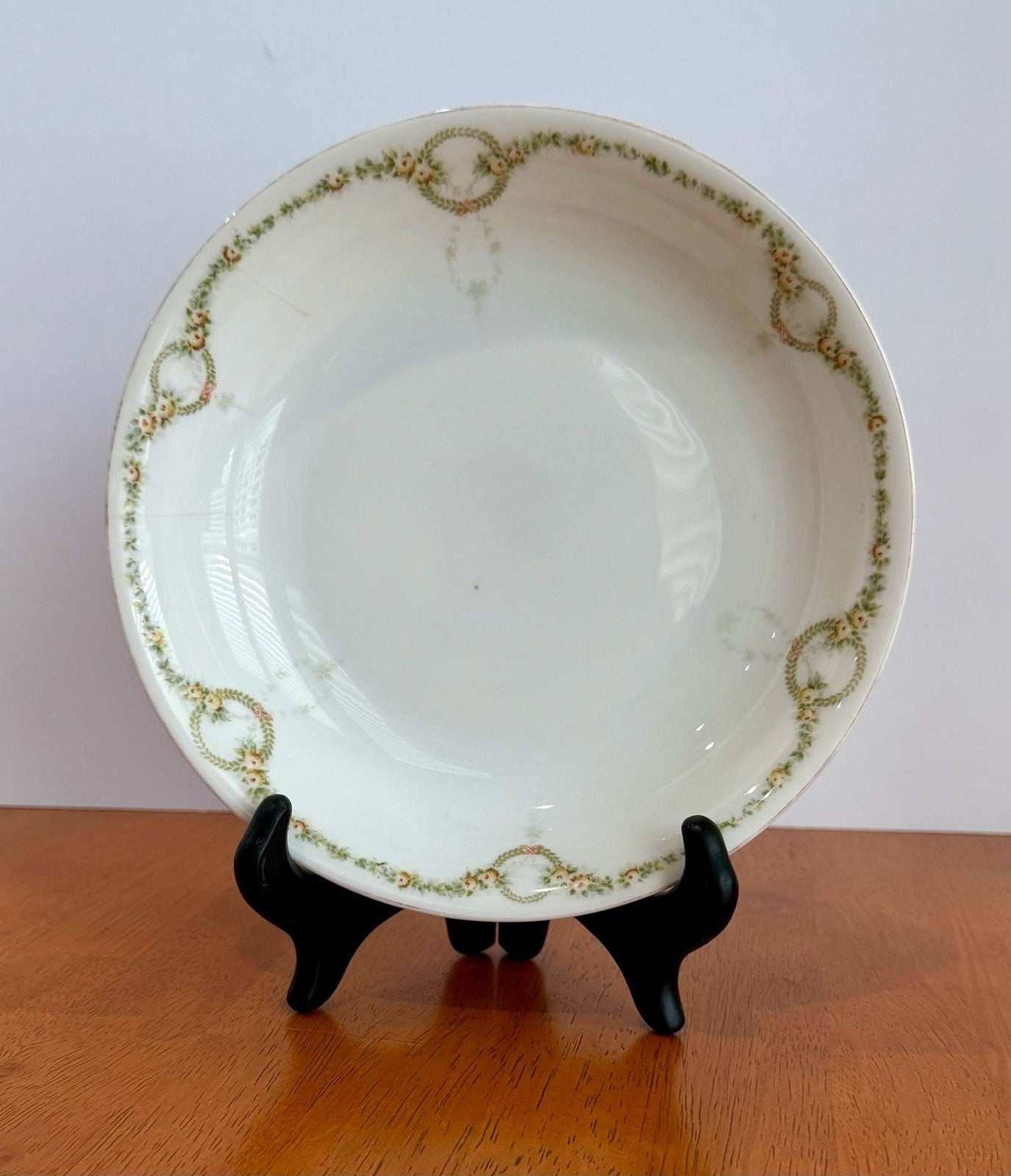Vintage Rosenthal Bavaria Briar Rose 7.75 Inch Coupe Soup Bowl
