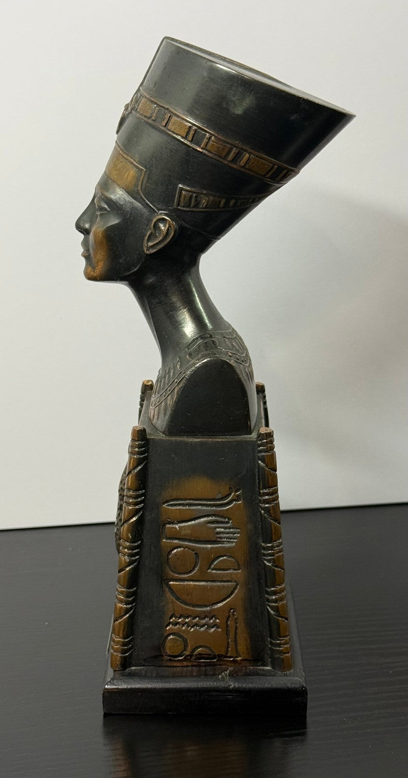Vintage Heavy Bronze Finished Replica Ancient Egyptian Queen Nefertiti