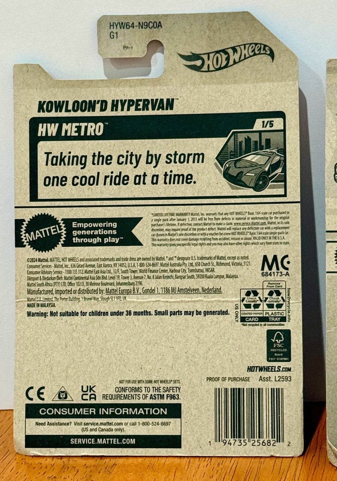 Set of 2 Hot Wheels Kowloon'd Hypervan HW Metro 6/250 and VW T3 Custom HW Vans