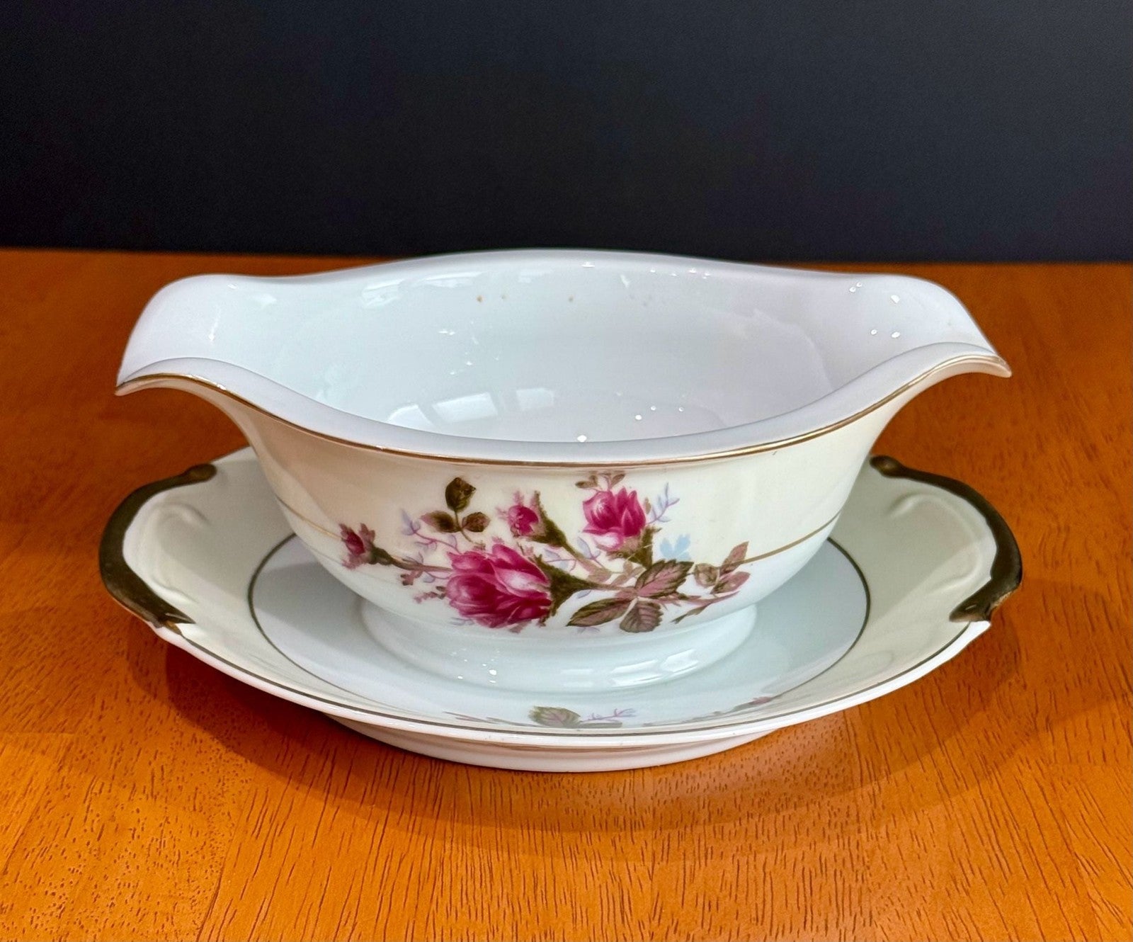 Vintage Made in Japan Moss Rose Gravy Boat with Attached Underplate Red White
