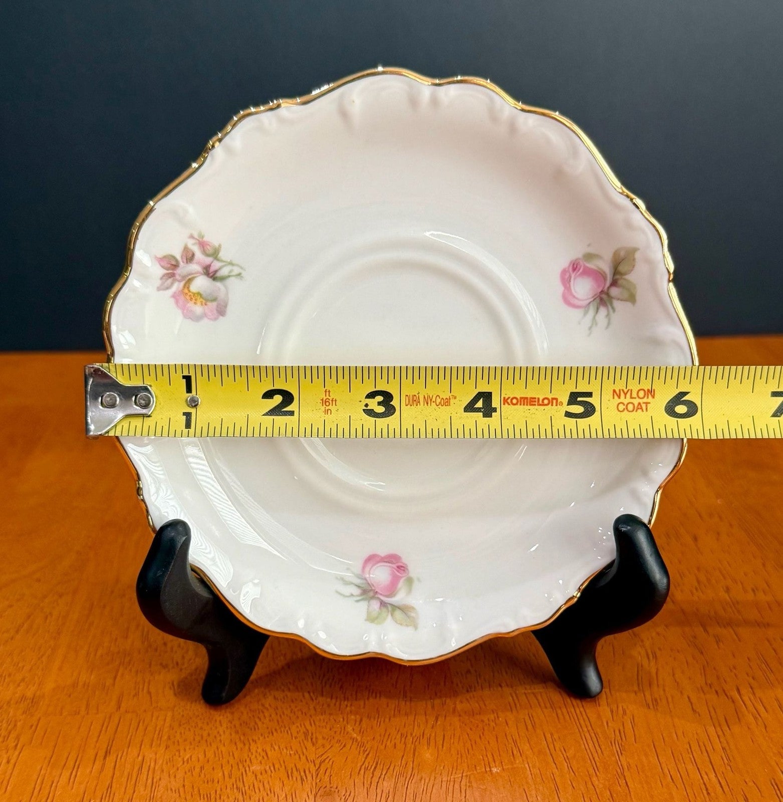 Schumann Bavaria Golden Crown E&R Briar Rose Porcelain Teacup Saucer