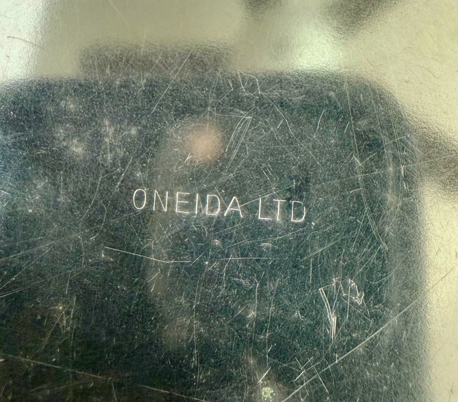 Vintage Oneida Ltd. Silver-Plated Scalloped Rim Candy Dish