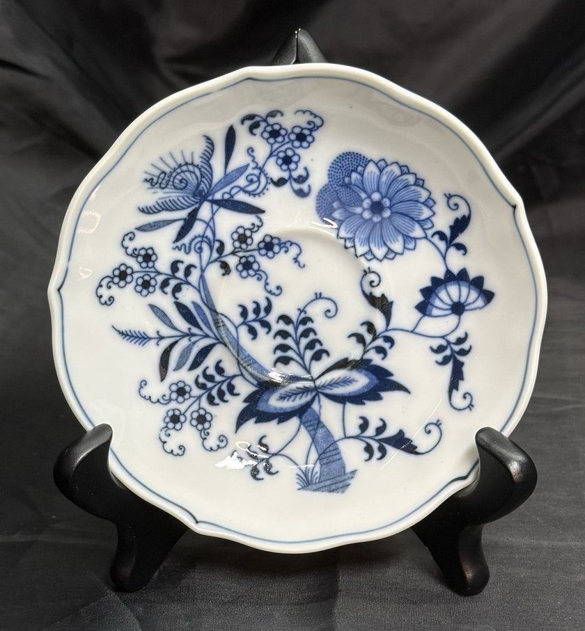 Vintage Blue Danube Blue Onion Round Tea Cup Saucer 5 1/2 Inches Japan Rare!