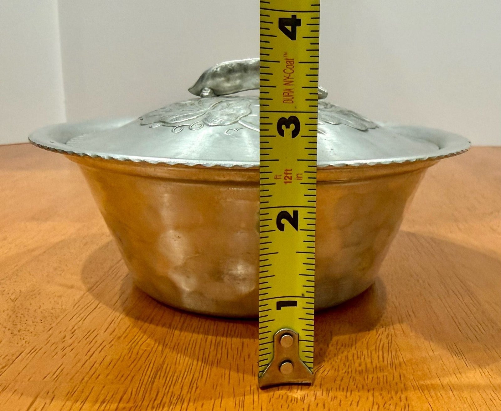 Vintage Everlast Hand-Forged Hammered Aluminum Bowl 1038 & Lid Pea Pod Handle
