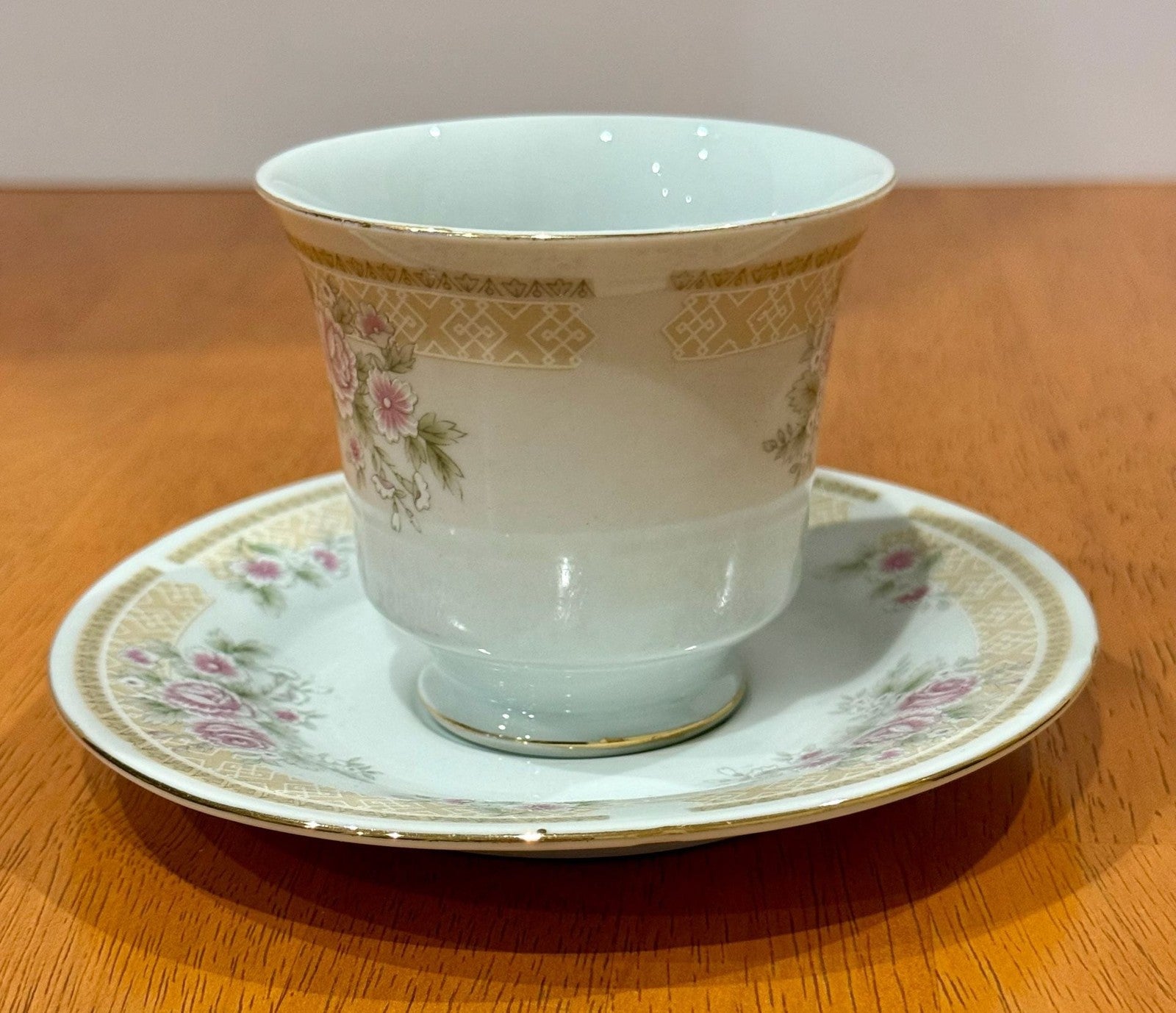 Vintage China Pearl Gigi Pattern Footed Tea Cup and Saucer Set