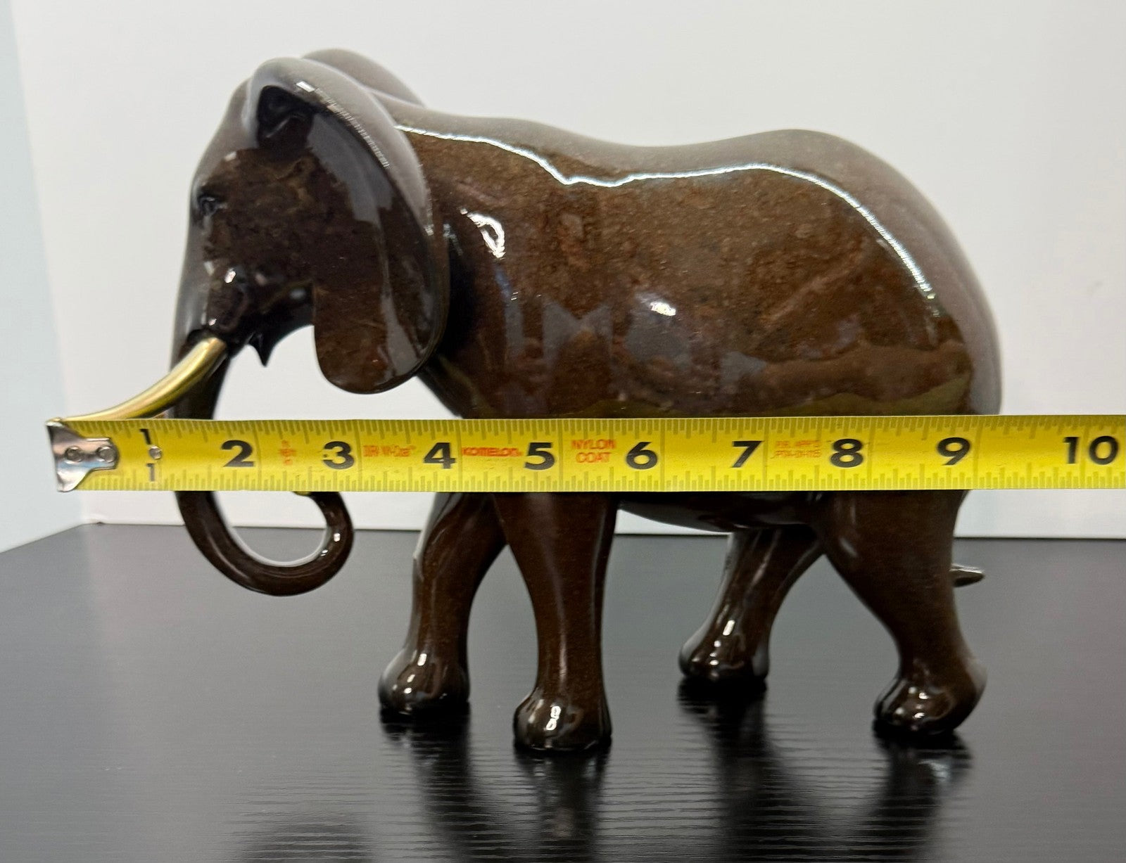 Vintage Ceramic Aynsley elephant Gold-Tone Tusks Animal Kingdom Collection 1990s