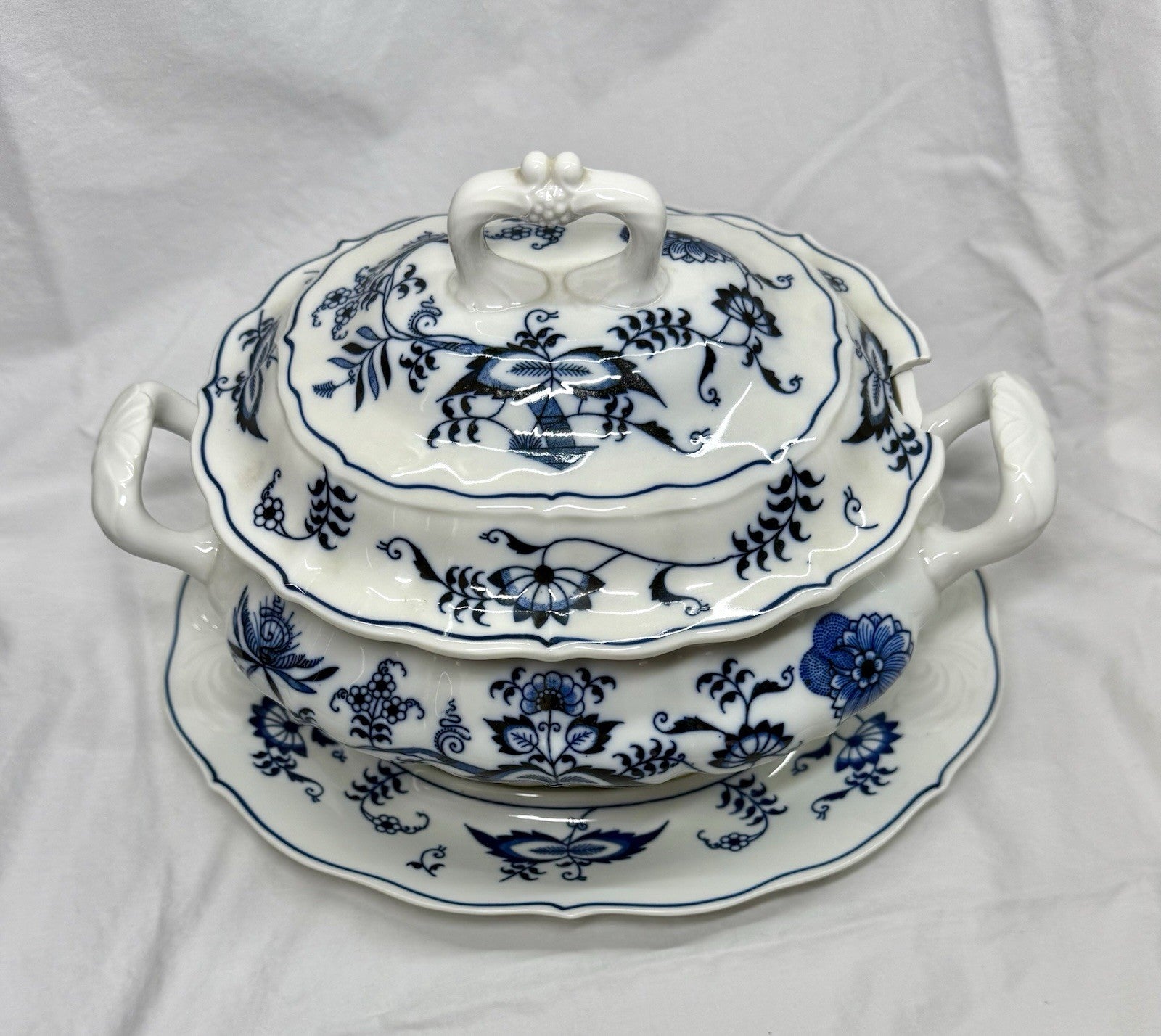 Vintage Blue Danube Oval Soup Tureen with Lid & Underplate Blue Onion Pattern
