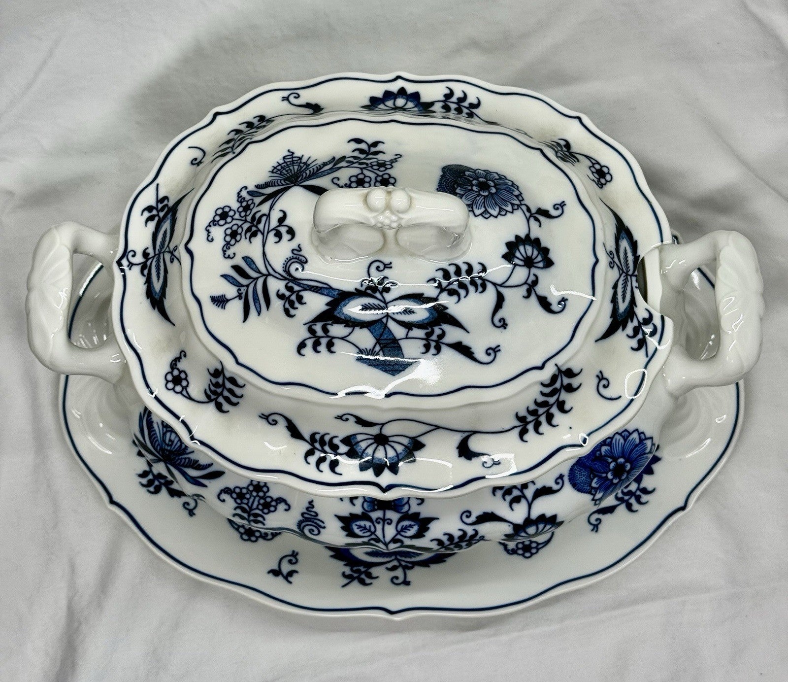 Vintage Blue Danube Oval Soup Tureen with Lid & Underplate Blue Onion Pattern