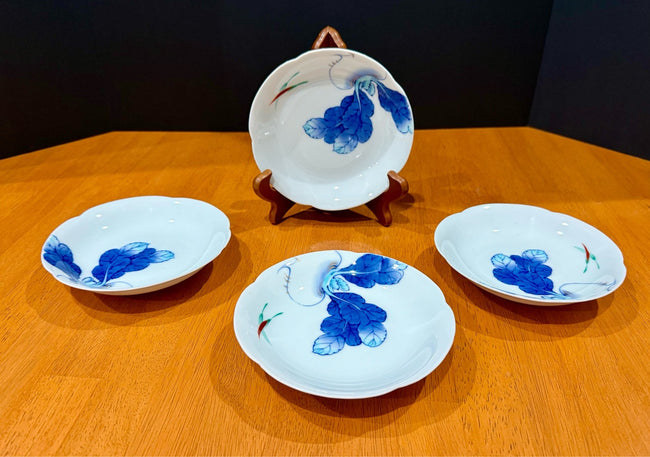Vintage Set of 4 Traditional Japanese Arita Ware Porcelain Bowls Blue White