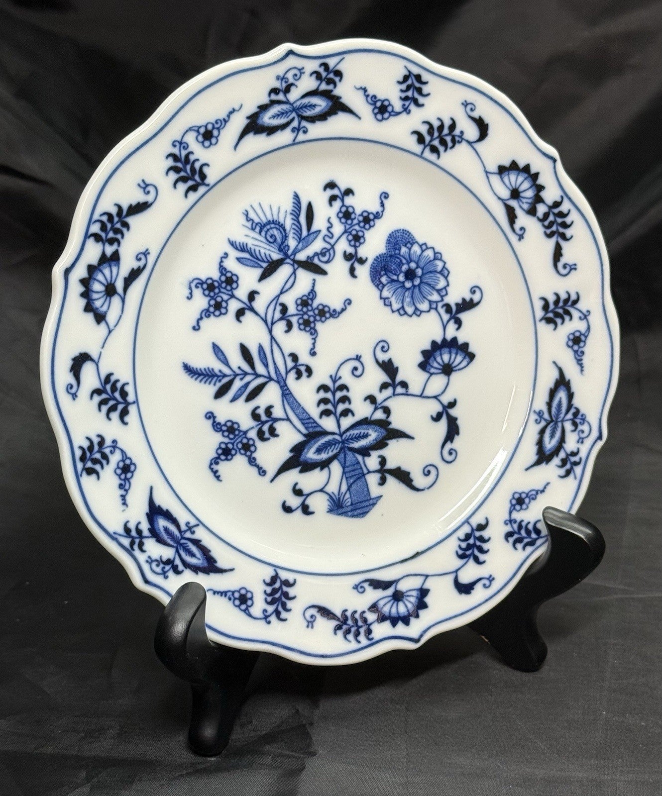 Vintage Blue Danube Blue Onion Bread & Butter Plate 6 3/4