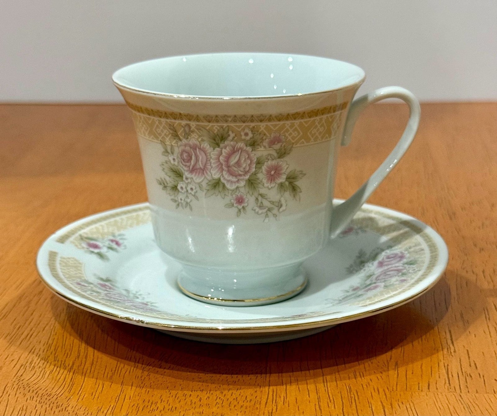 Vintage China Pearl Gigi Pattern Footed Tea Cup and Saucer Set