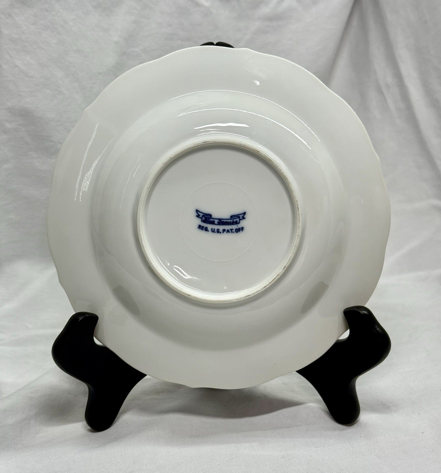 Vintage Blue Danube China Blue Onion Pattern Rimmed 8 1/4