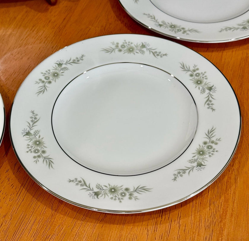 Vintage Wedgwood Westbury Salad Plate Set of 5 Green Floral Platinum 8”