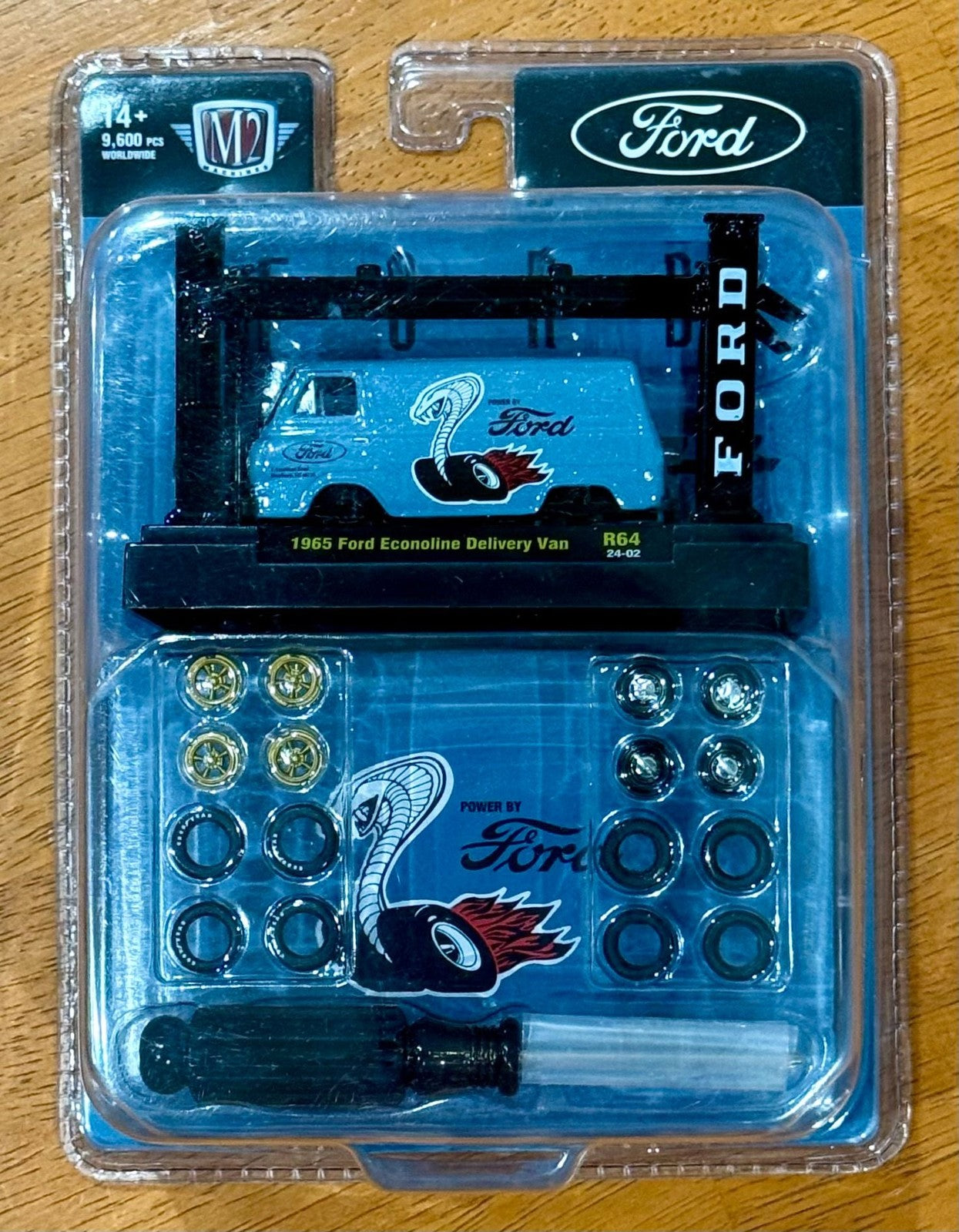 M2 Machines Model Kit 1965 Ford Econoline Delivery Van R64 1:64 Scale