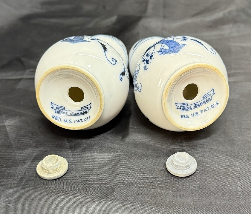 Vintage Blue Danube Floral Blue Onion Pattern Salt & Pepper Shaker Set Japan