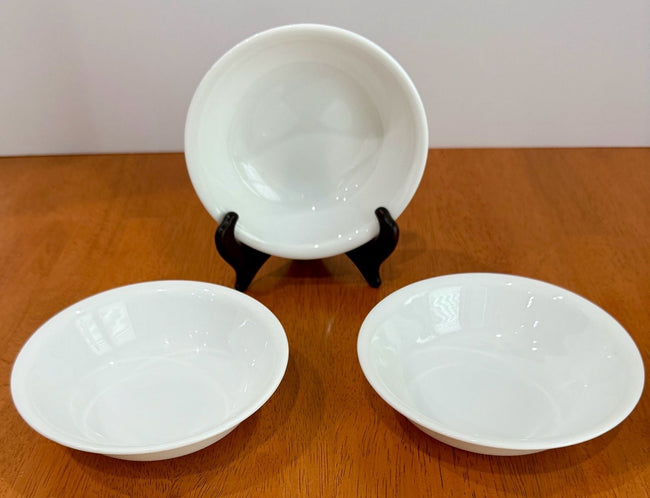 Vintage Corelle Winter Frost White Berry Cereal Bowls Set of 3
