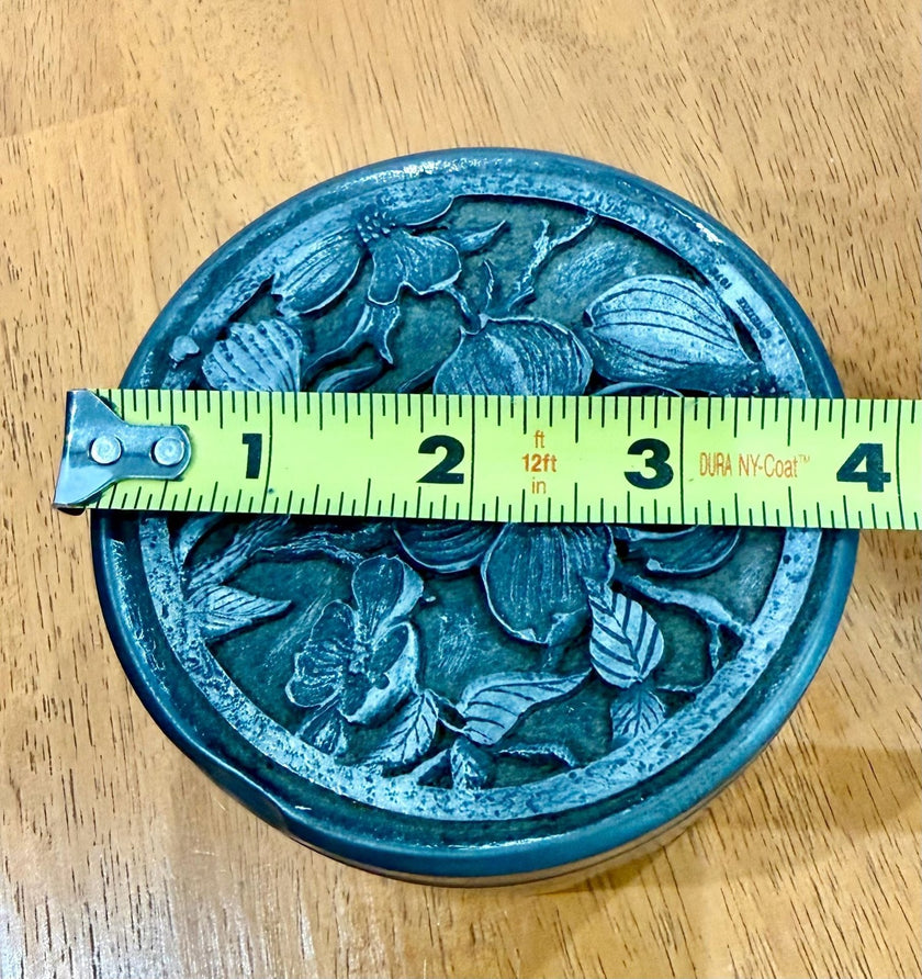 Vintage 1976 Metzke Pewter Round Trinket Box Floral Dogwood Relief Lid