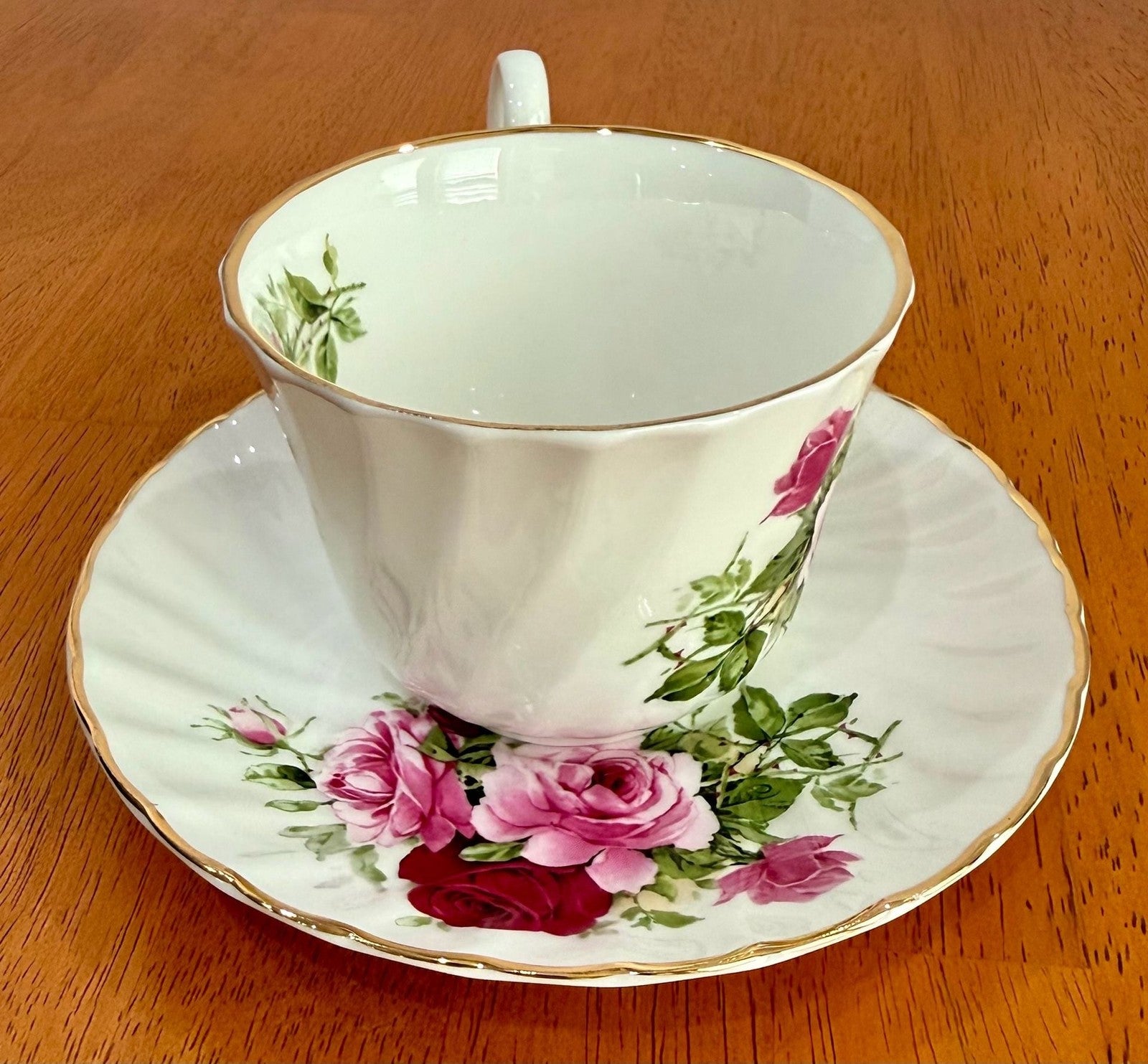 Vintage Argyle Bone China Teacup Saucer Pink and Red Rose Floral Pattern