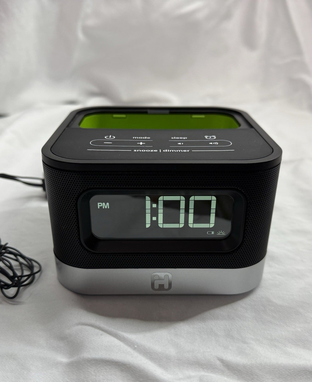 iHome iC50 FM Stereo Alarm Clock Radio Dock Android Smartphones Programmable