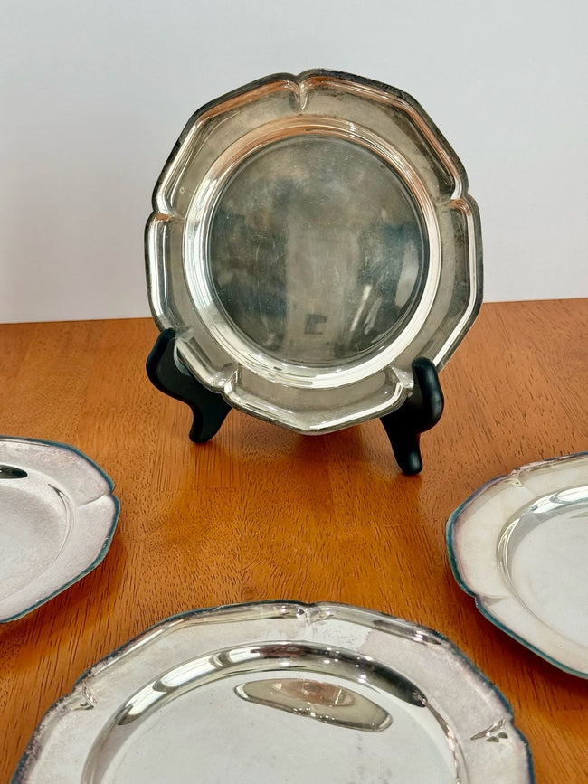 Set of 4 Vintage Wm. Rogers 988 Silverplate Scalloped Bread & Butter Plates