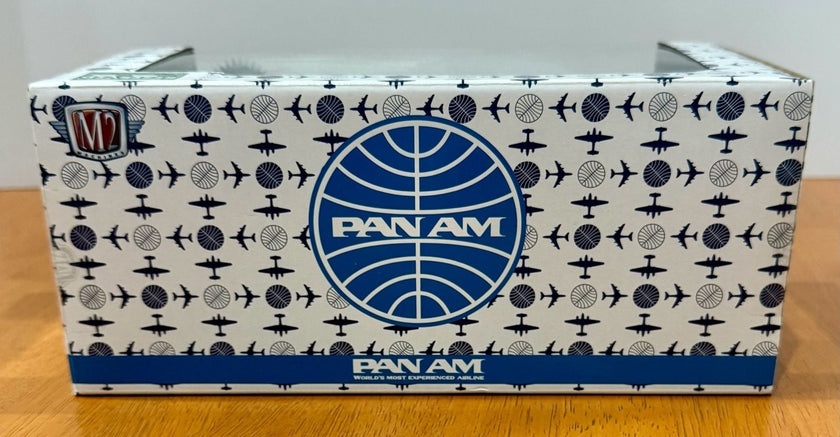 M2 Machines 1960 VW Volkswagen Delivery Van Pan Am Blue White 1:24 Diecast R90