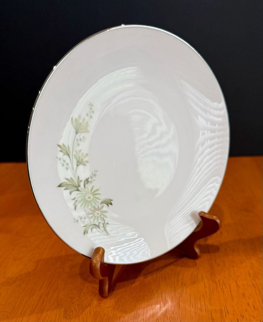 Vintage Noritake Soroya Pattern 6853 8 1/4 inch Salad Plate Platinum Trim
