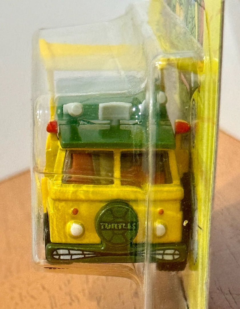 Hot Wheels Premium Pop Culture Teenage Mutant Ninja Turtles Party Wagon HXD63