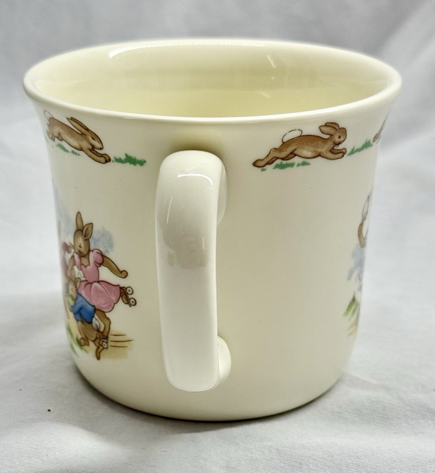Vintage Royal Doulton Bunnykins Two-Handled Mug Roller Skating Bunnies 1936
