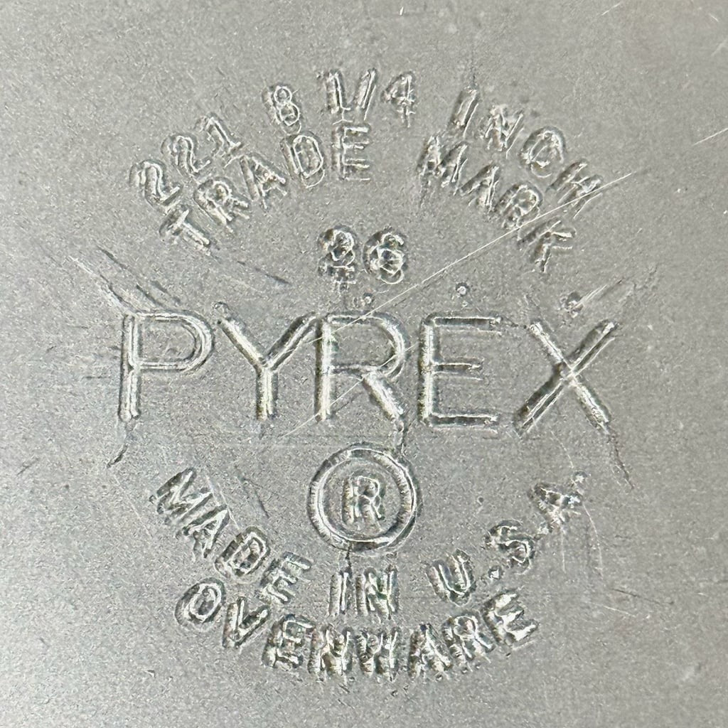 Vintage Pyrex 221 8 1/4 Inch Round Clear Glass Baking Dish Ovenware Set of 2