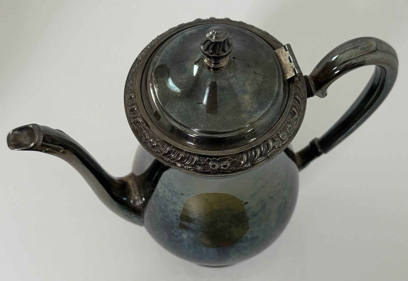 Vintage Henley Oneida Community LTD Silverplate Coffee Pot Queen Bess II