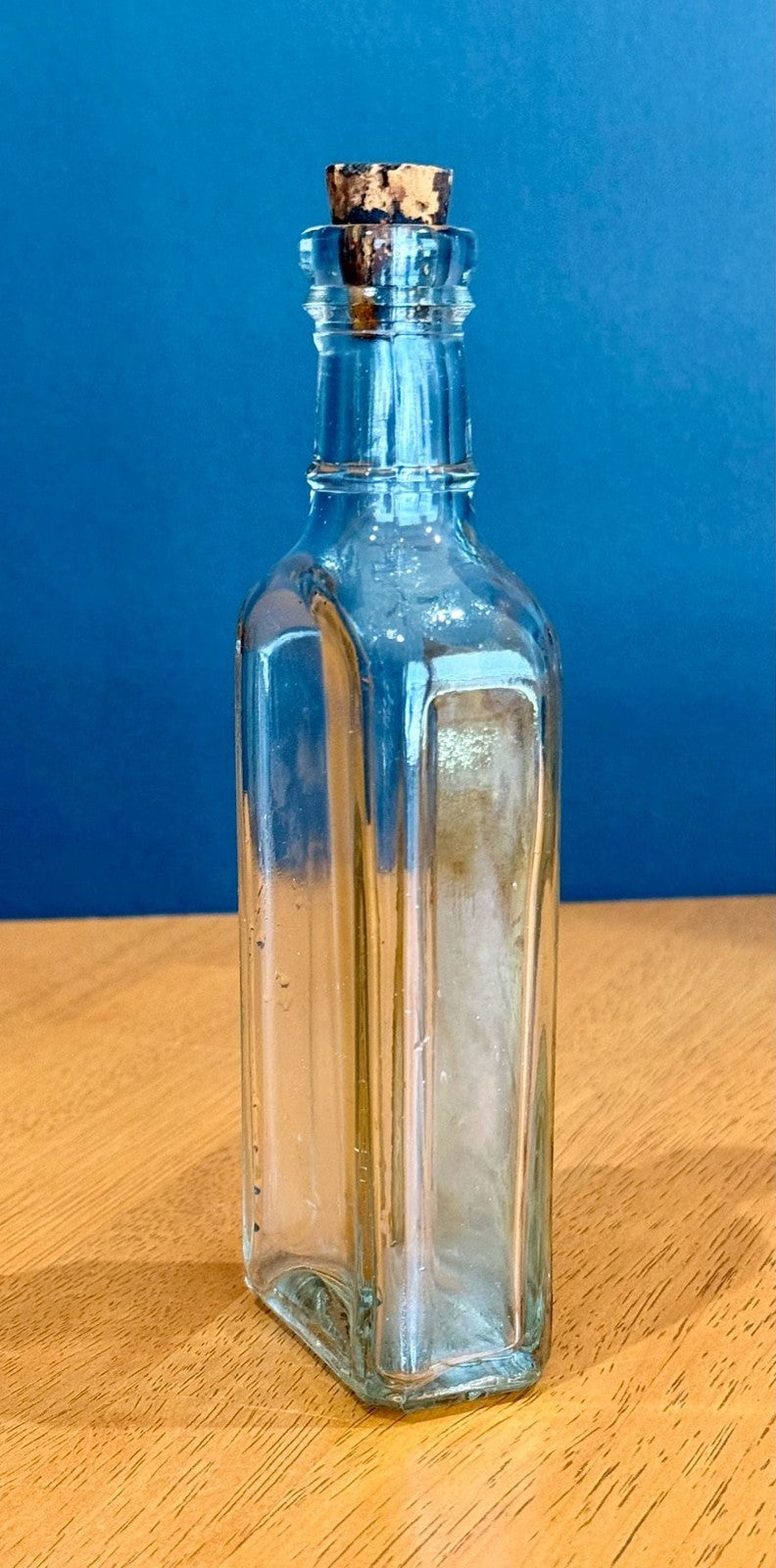 Antique Podolax Medicine Bottle E.E. Sutherland Medicine Co. with Label