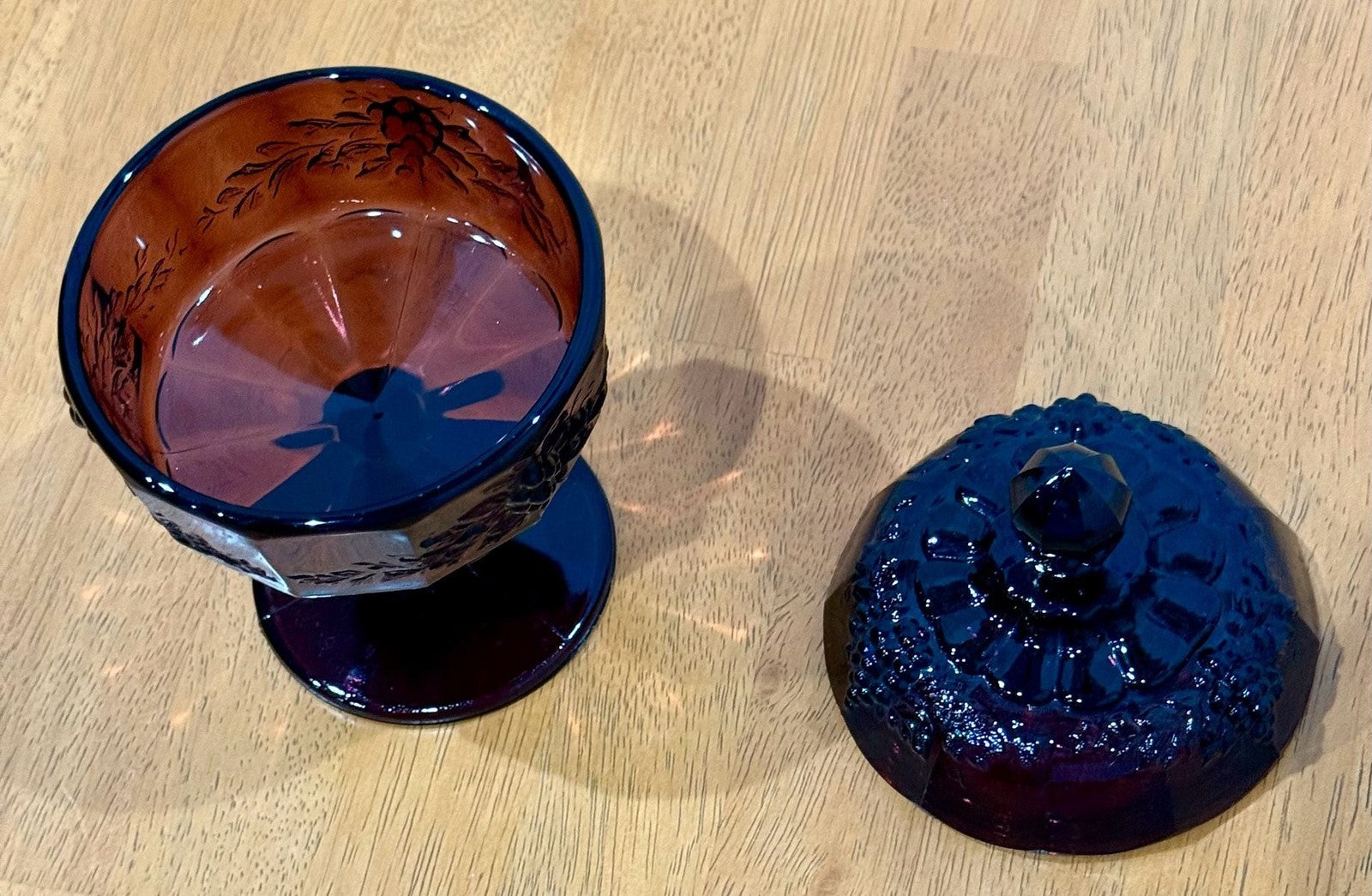 Vintage LG Wright Amethyst Purple Glass Pedestal Covered Candy Dish Grape Motif