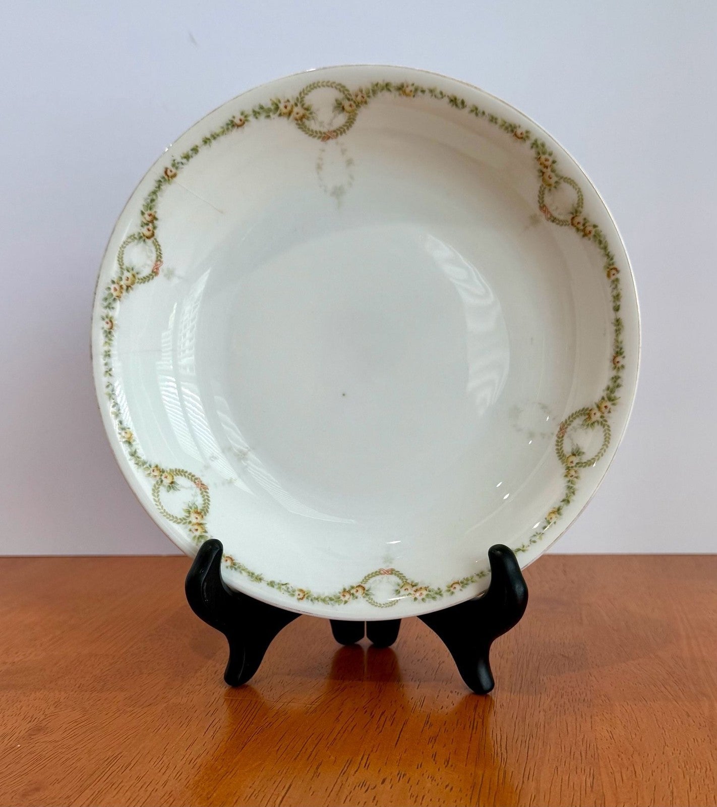 Vintage Rosenthal Bavaria Briar Rose 7.75 Inch Coupe Soup Bowl