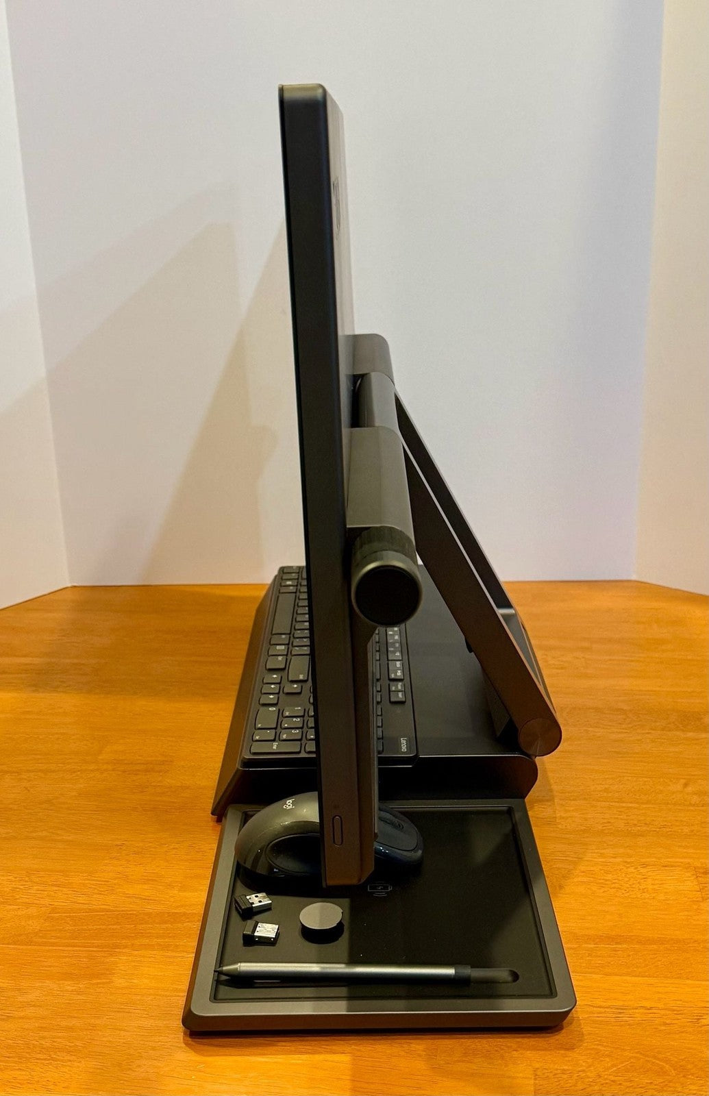 Lenovo Yoga A940-27ICB All-in-One Desktop Computer