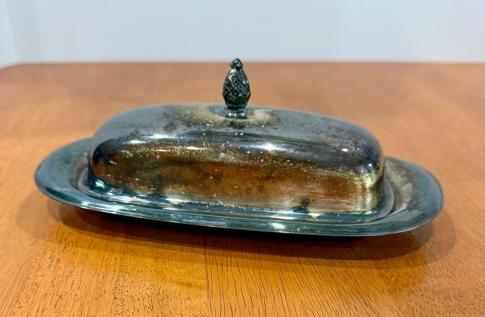 Vintage Wm Rogers Silverplate Butter Dish with Pineapple Finial