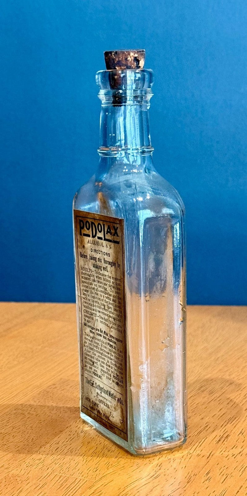 Antique Podolax Medicine Bottle E.E. Sutherland Medicine Co. with Label